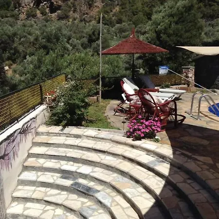 Nesrin Hanim'in Evi מלון מוגלה
